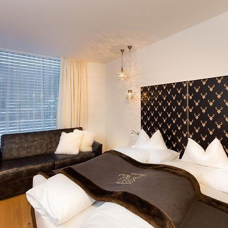 Alpinlodge&Spa Samnaun Zimmer foto